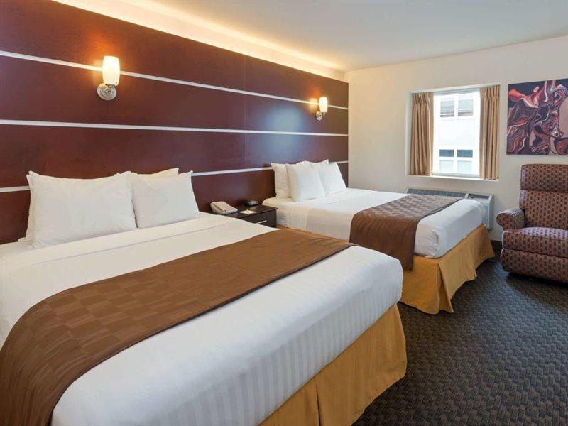 Days Inn & Suites By Wyndham Μιλγουόκι Εξωτερικό φωτογραφία