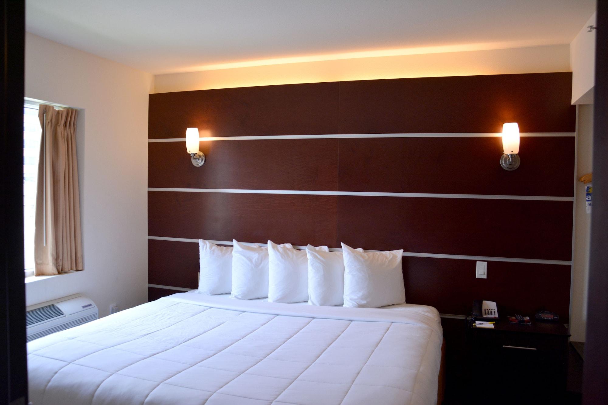 Days Inn & Suites By Wyndham Μιλγουόκι Εξωτερικό φωτογραφία