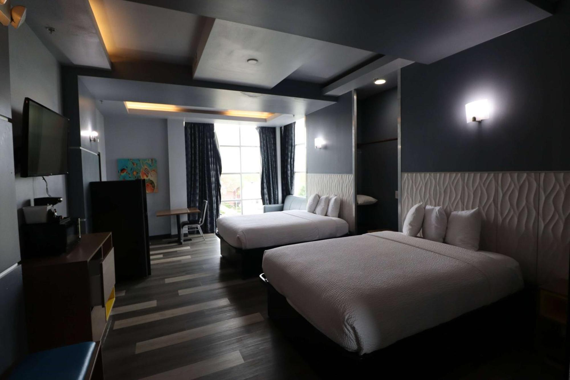 Days Inn & Suites By Wyndham Μιλγουόκι Εξωτερικό φωτογραφία