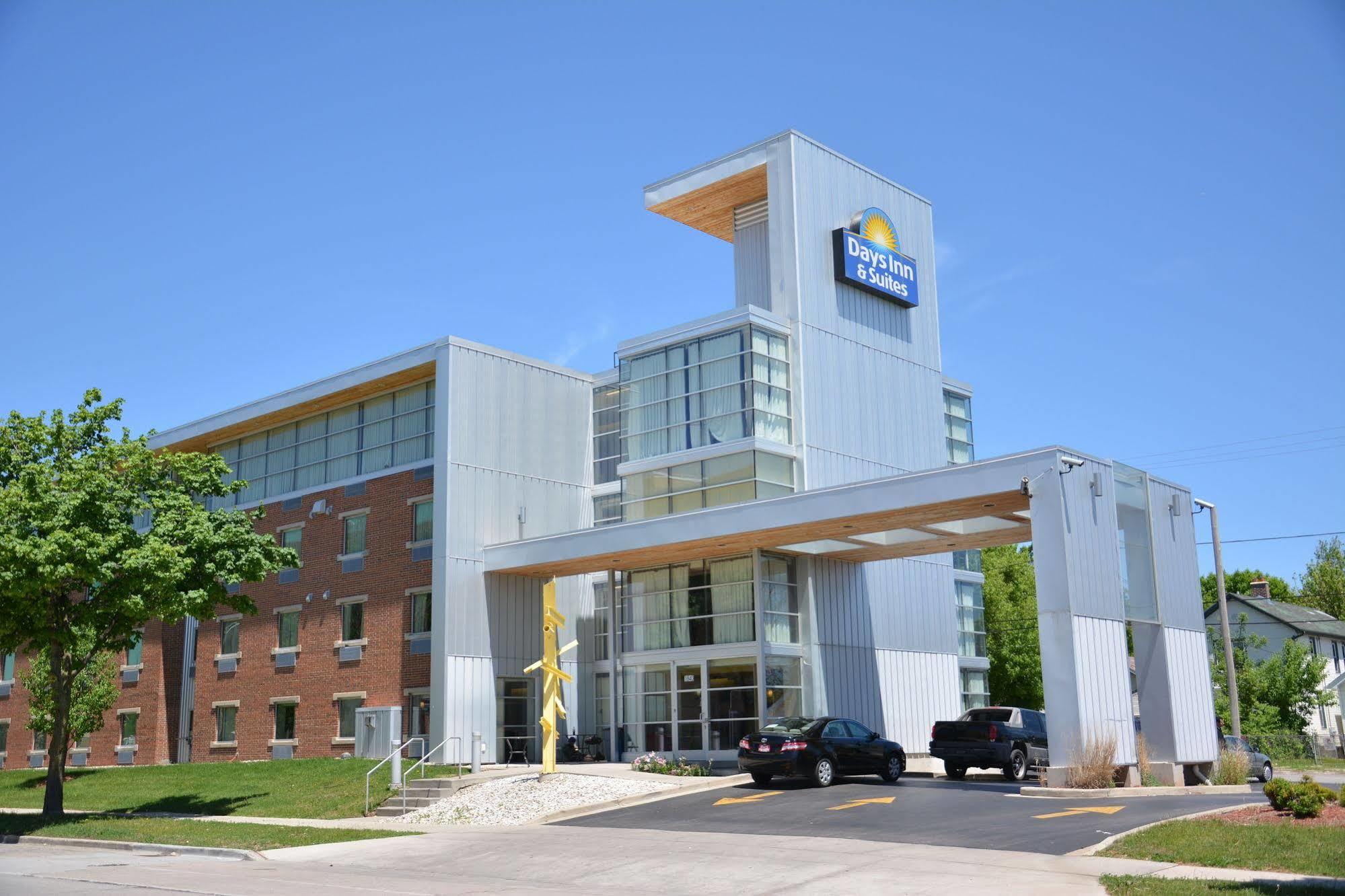 Days Inn & Suites By Wyndham Μιλγουόκι Εξωτερικό φωτογραφία